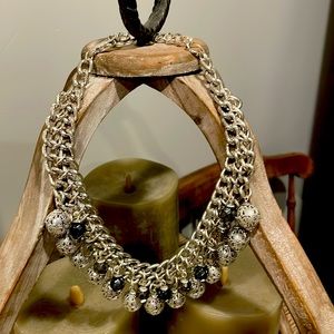 Woman’s Costume Silver toned necklace/ckocker with decorative beads- 6”